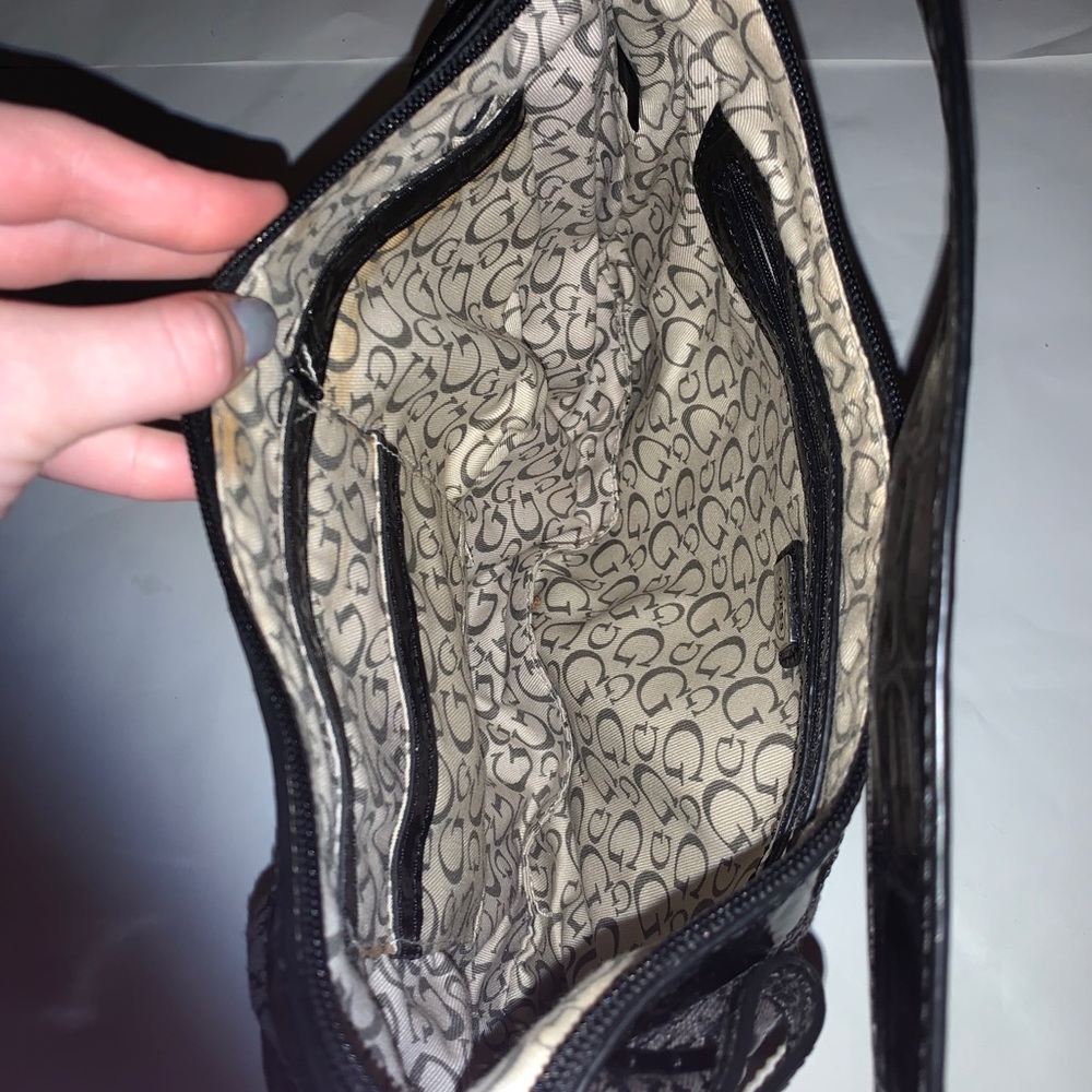 GUESS purse bundle - Picture 6 of 7